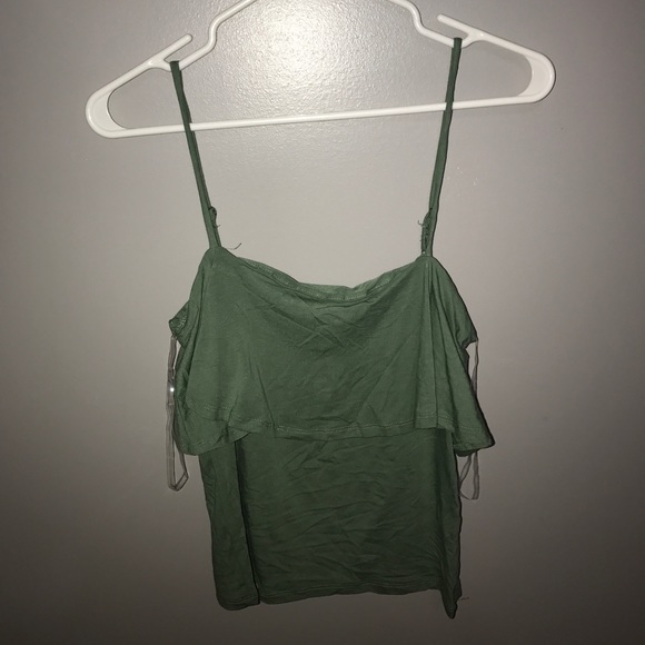 clothes - Picture 5 of 8